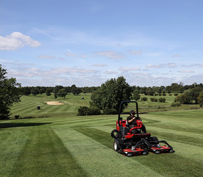 Hilton Coachworks sponsors Manor of Groves Golf Club